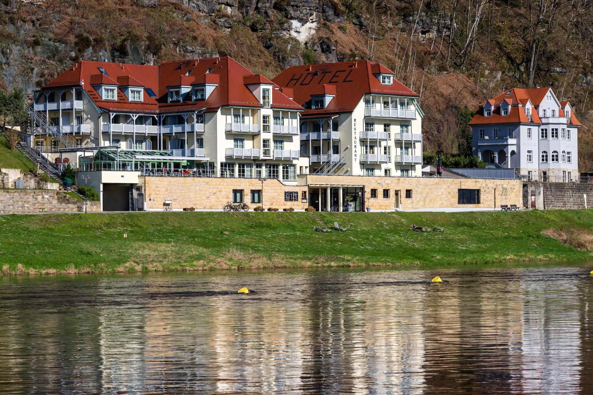 Hotel Elbschlösschen Rathen Exterior foto